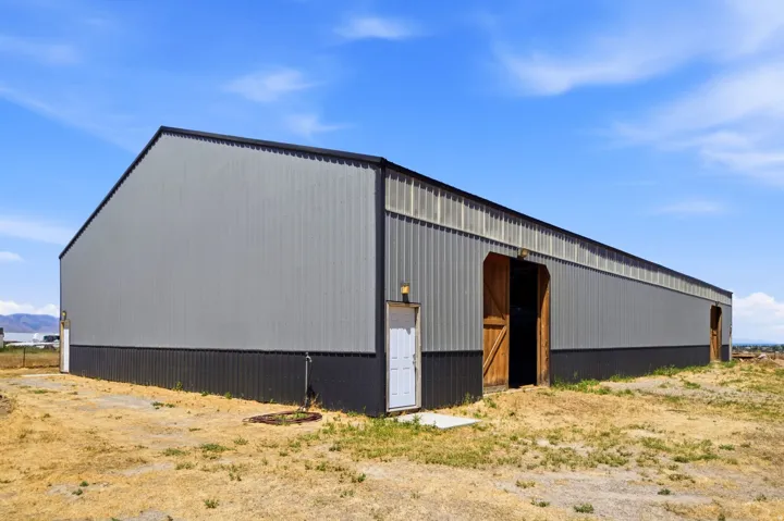 285 E Cimmarron Way, Erda, Utah 84074