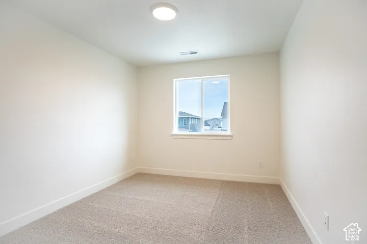 Large open loft/family area with potential for easy 5th bedroom.