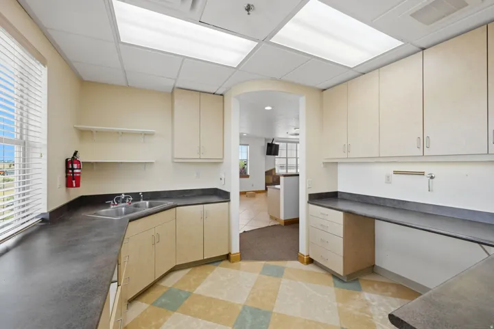 7478 S Campus Dr #201, West Jordan, Utah 84084