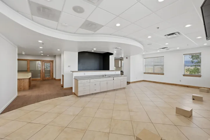 7478 S Campus Dr #201, West Jordan, Utah 84084
