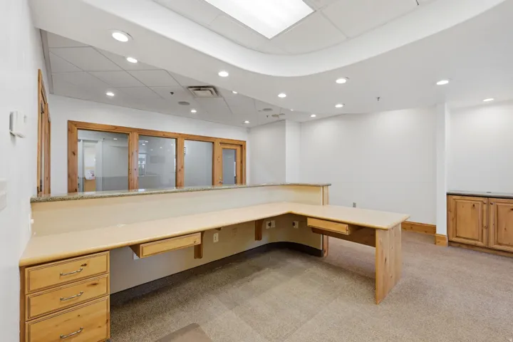 7478 S Campus Dr #201, West Jordan, Utah 84084