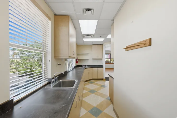 7478 S Campus Dr #201, West Jordan, Utah 84084