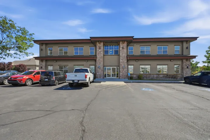 7478 S Campus Dr #201, West Jordan, Utah 84084