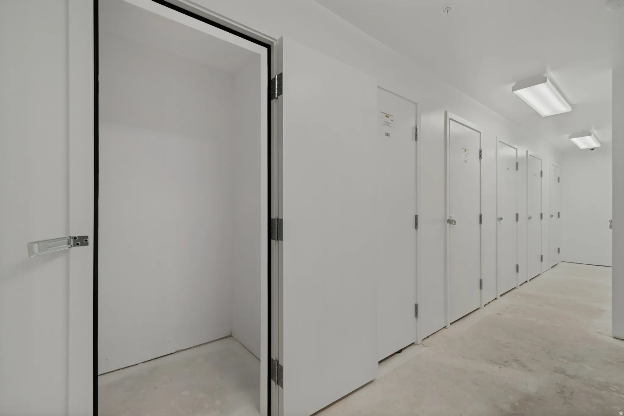 Storage lockers