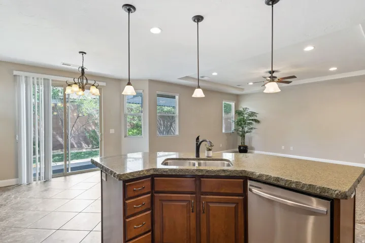275 E Calgary Dr, St. George, Utah 84790