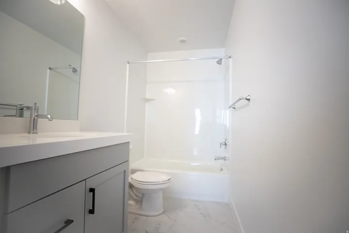 Bathroom for bedroom #3