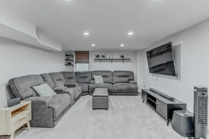 169 Crestwood Rd, Kaysville, Utah 84037