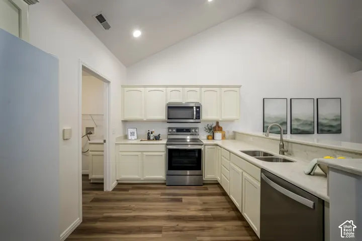363 N 1030 E #m-4, Lehi, Utah 84043