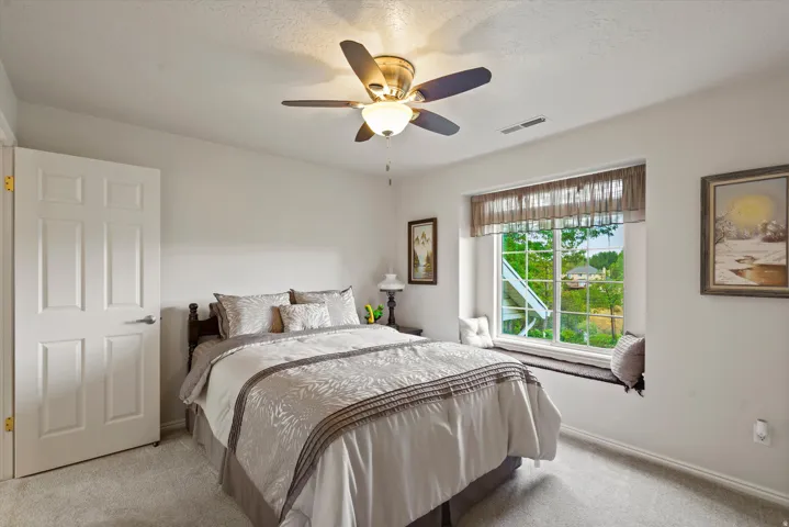 11602 S Hickory Dr, Sandy, Utah 84092