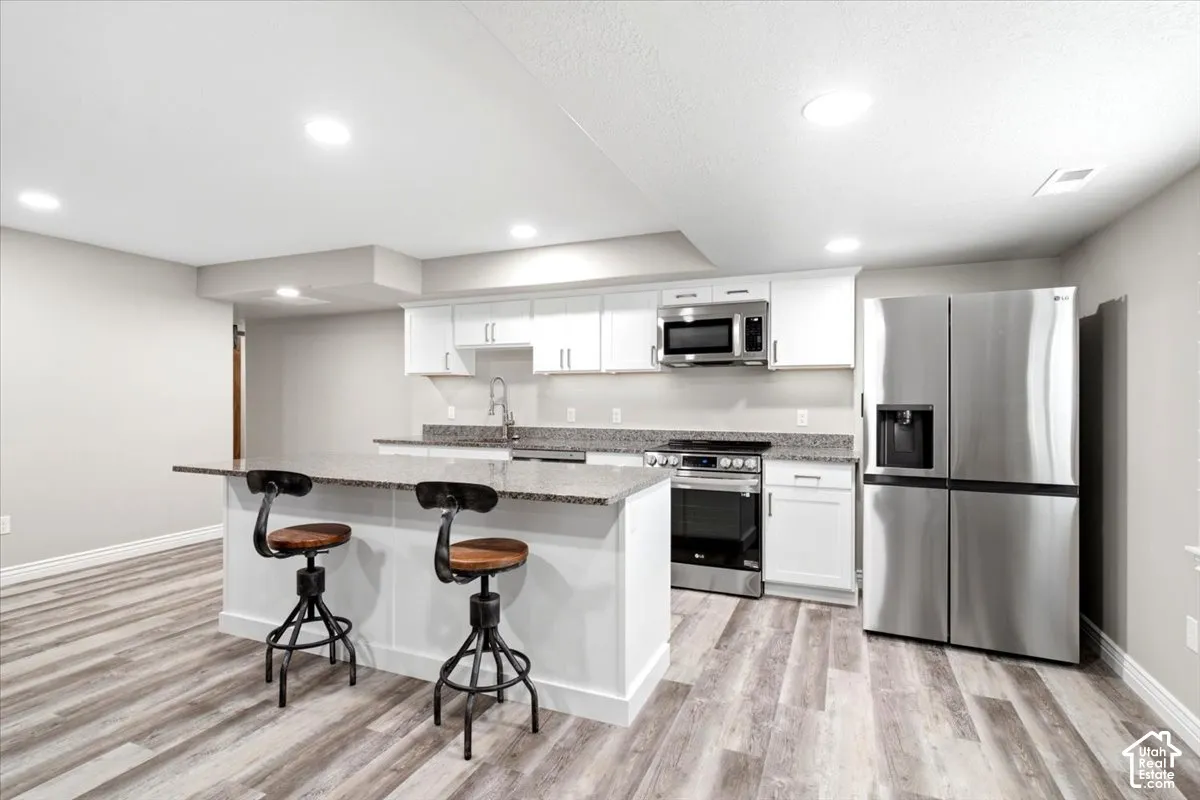 Basement full sized kitchen!