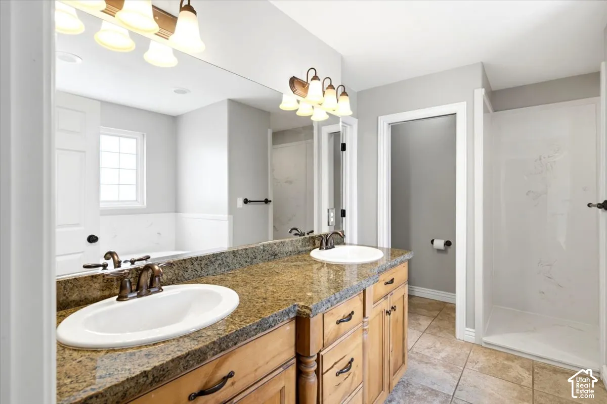 Master bathroom with dual vanity
