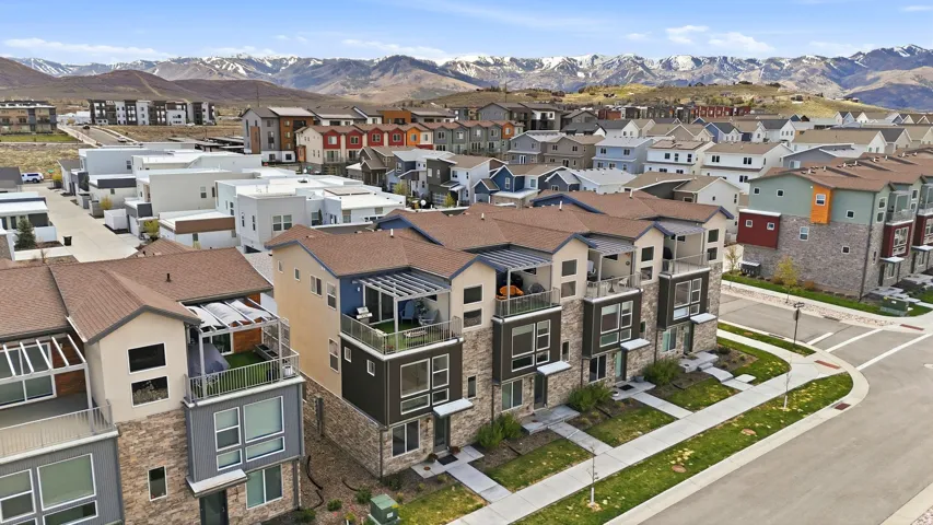 1386 Village Green Trl, Park City, Utah 84098