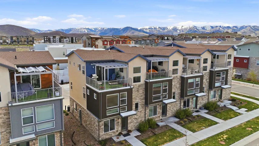 1386 Village Green Trl, Park City, Utah 84098