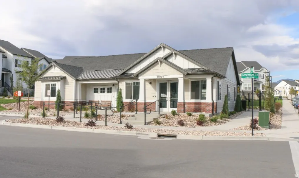 Mountain Ridge Clubhouse