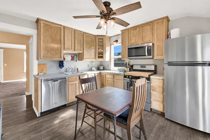 137 Country Dr, South Ogden, Utah 84405