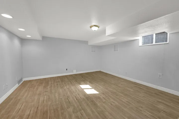 137 Country Dr, South Ogden, Utah 84405