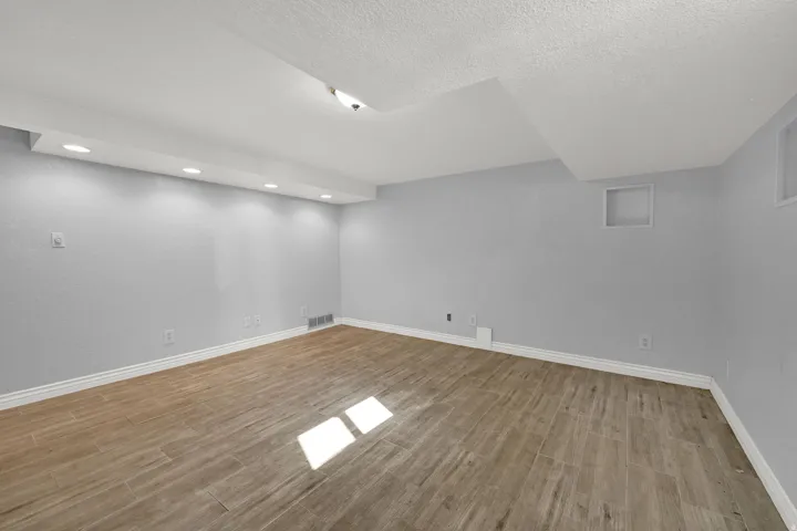 137 Country Dr, South Ogden, Utah 84405