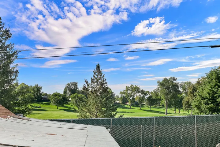 137 Country Dr, South Ogden, Utah 84405