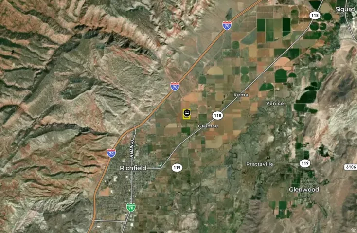 Location Map. Illustrating the geographical context of the property with identified roadways and nearby settlements