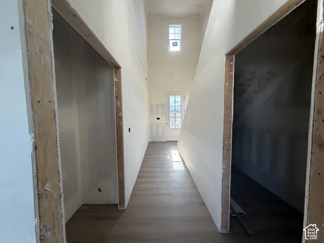 Entry/Hallway