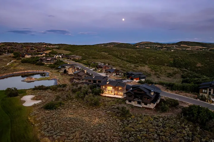 1295 Lasso Trl, Hideout, Utah 84036