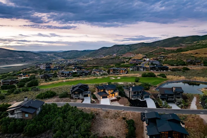 1295 Lasso Trl, Hideout, Utah 84036