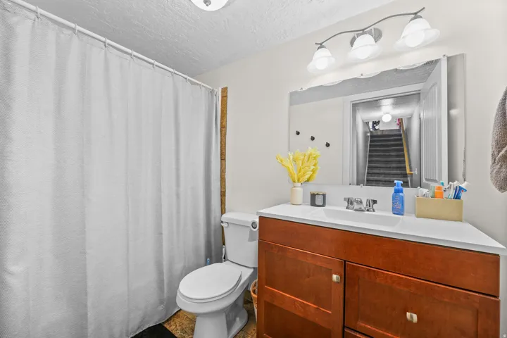 6742 S Ticklegrass Rd, West Jordan, Utah 84081
