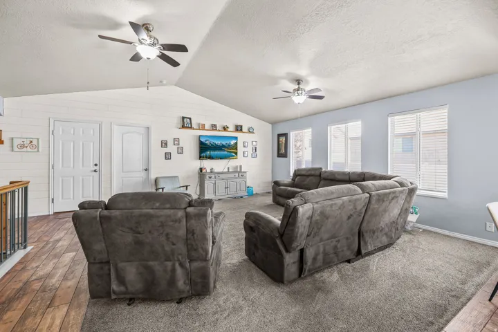 6742 S Ticklegrass Rd, West Jordan, Utah 84081