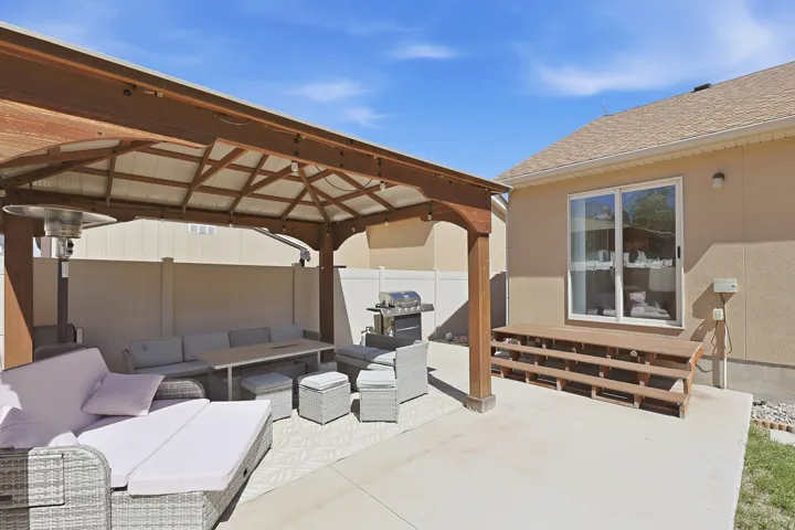 6742 S Ticklegrass Rd, West Jordan, Utah 84081