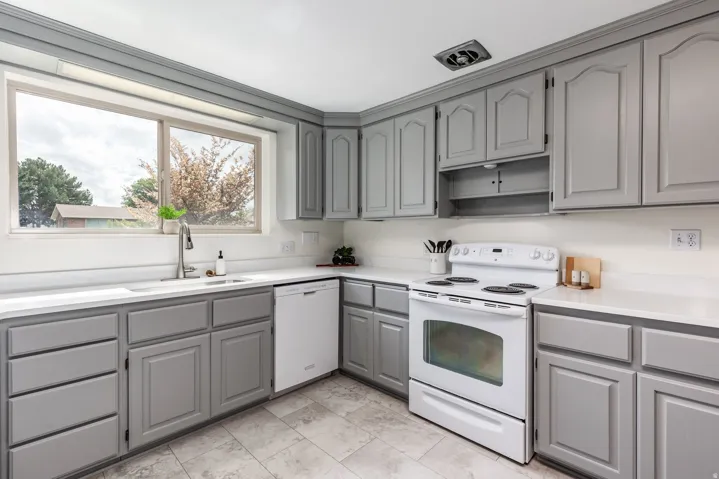 1645 S 350 E, Orem, Utah 84058