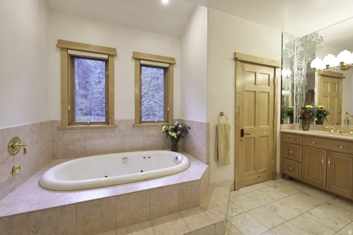 9032 N Timphaven Rd, Sundance, Utah 84604