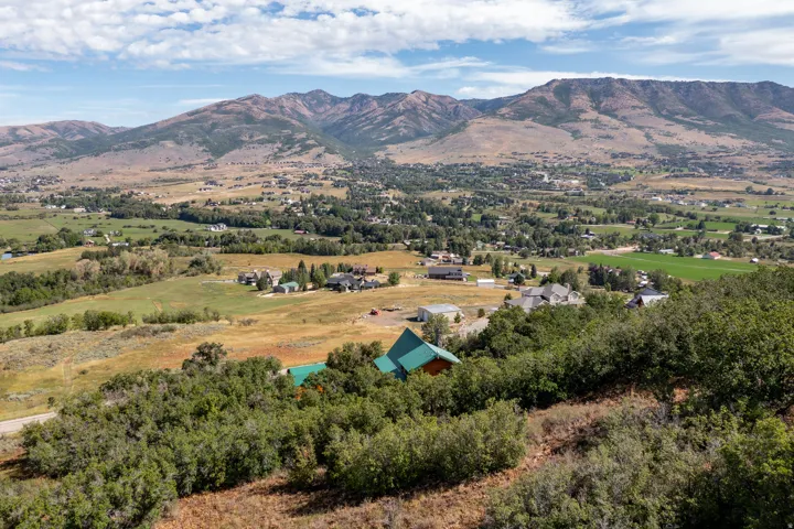 4033 E Nordic Valley Dr, Liberty, Utah 84310