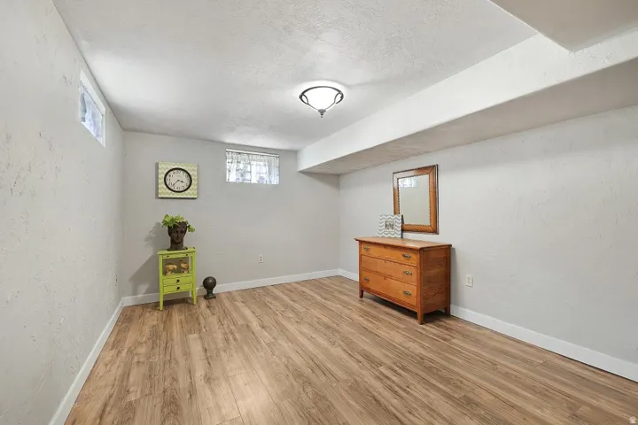 Bedroom or game room