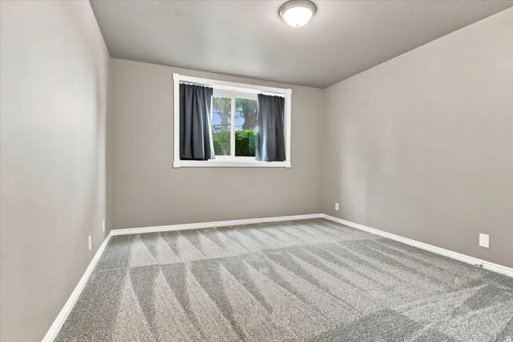 945 E Creek Hill Ln #10, Midvale, Utah 84047