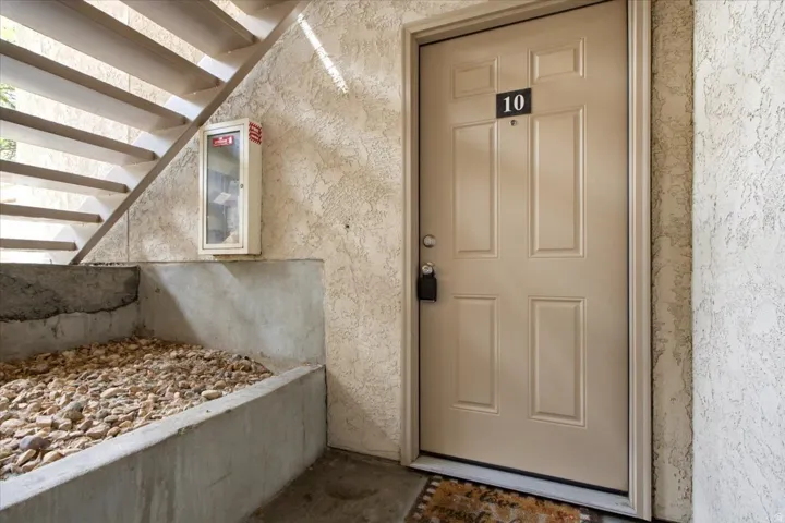 945 E Creek Hill Ln #10, Midvale, Utah 84047