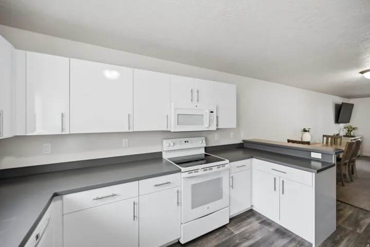 1700 Sandhill Rd #f203, Orem, Utah 84058