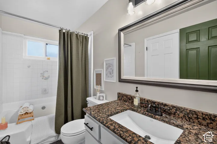 White tile shower surround with integrated window