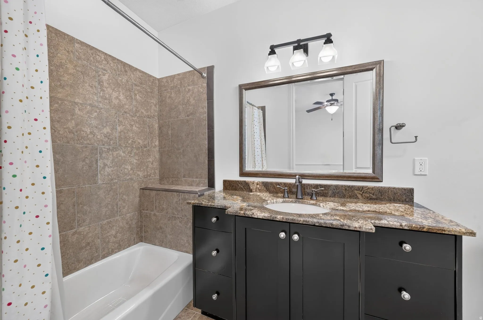 Bedroom 2 ensuite Bathroom