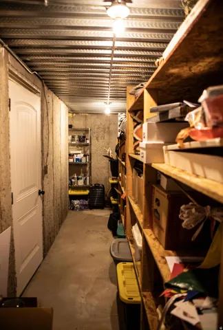 Additional contentThis photo depicts a storage or utility space with limited architectural or permanent features suitable for property marketing