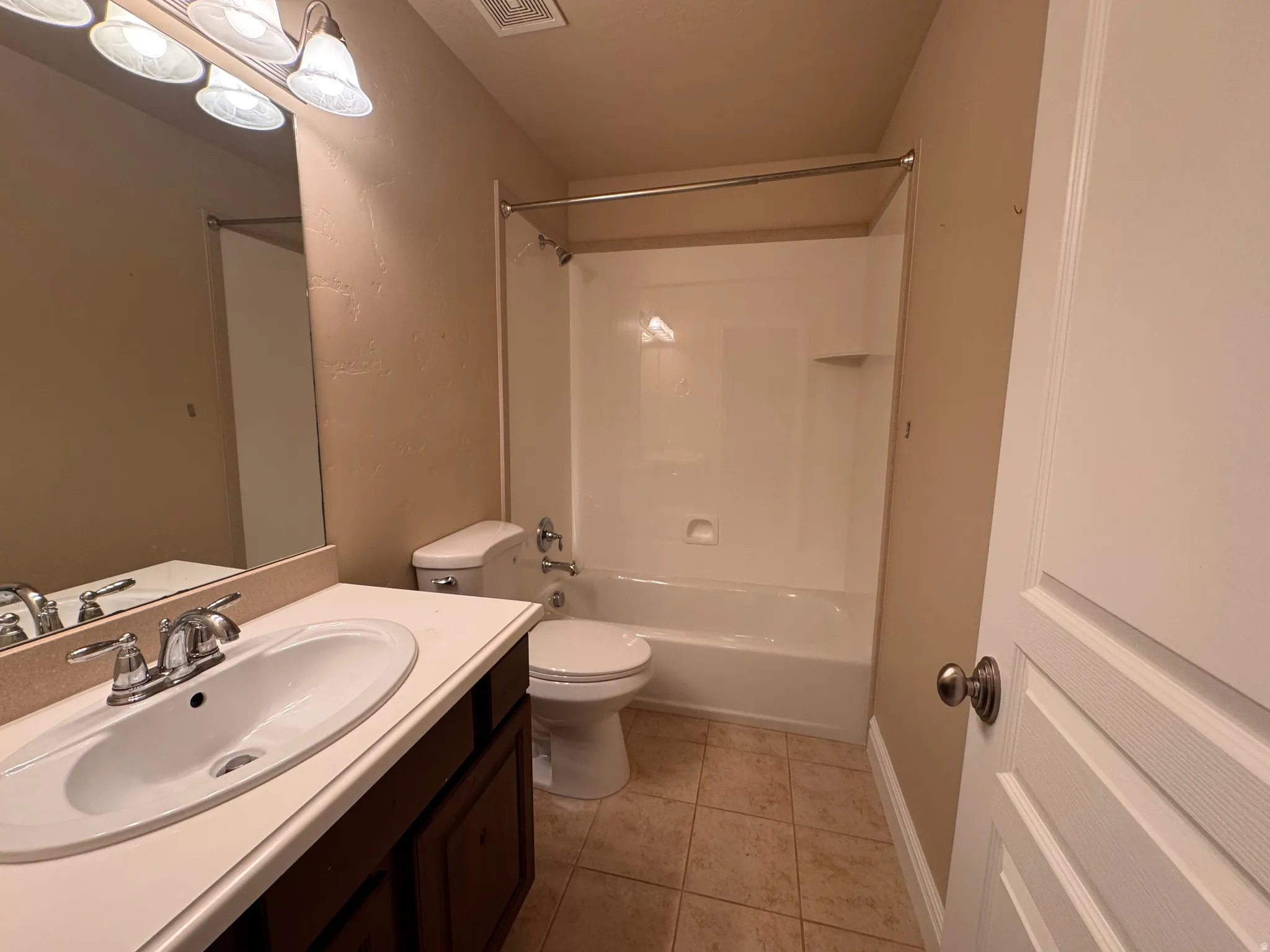 Main bathroom