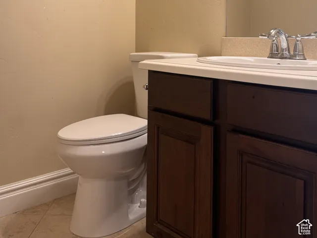 1/2 bath on main