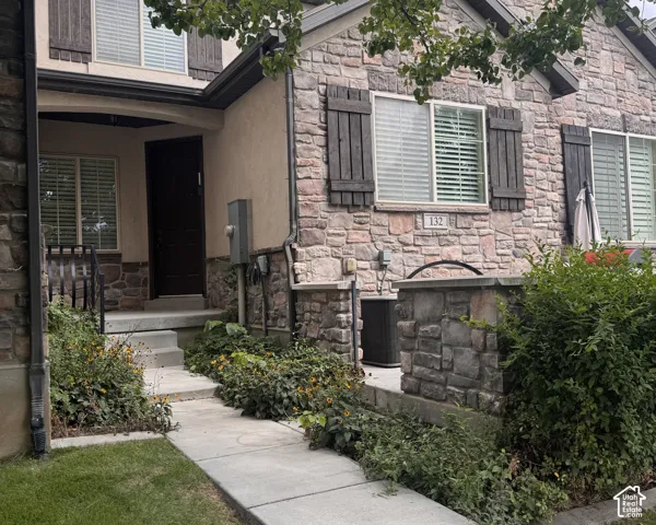 132 N 360 W, Centerville, Utah 84014