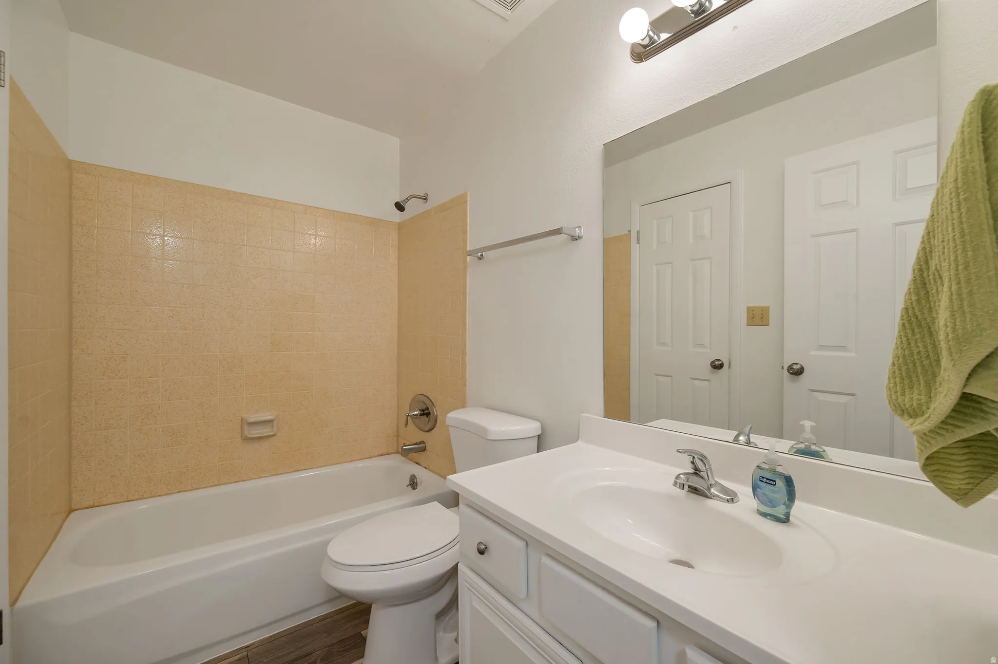 Main Bathroom. Attached to one of the bedrooms.