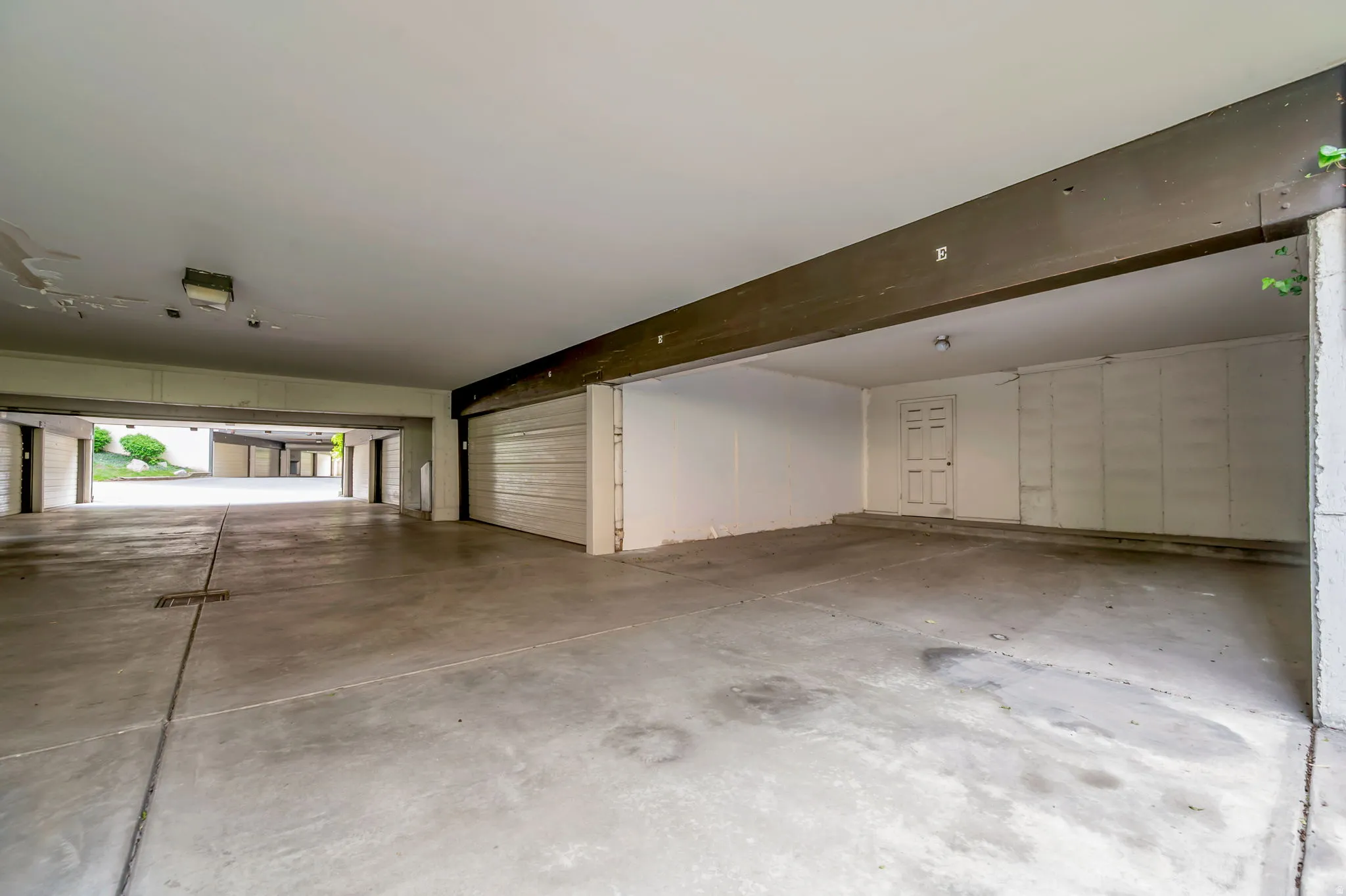 Before garage door was installed. Storage closet.