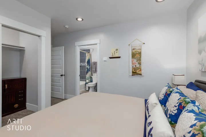 364 W Clark Cir, Farmington, Utah 84025