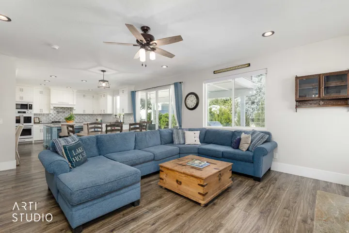 364 W Clark Cir, Farmington, Utah 84025