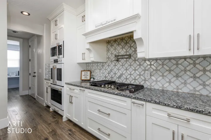 364 W Clark Cir, Farmington, Utah 84025