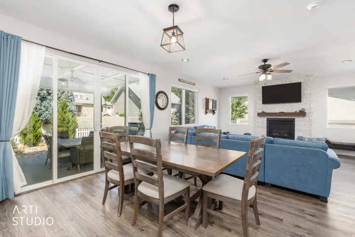 364 W Clark Cir, Farmington, Utah 84025