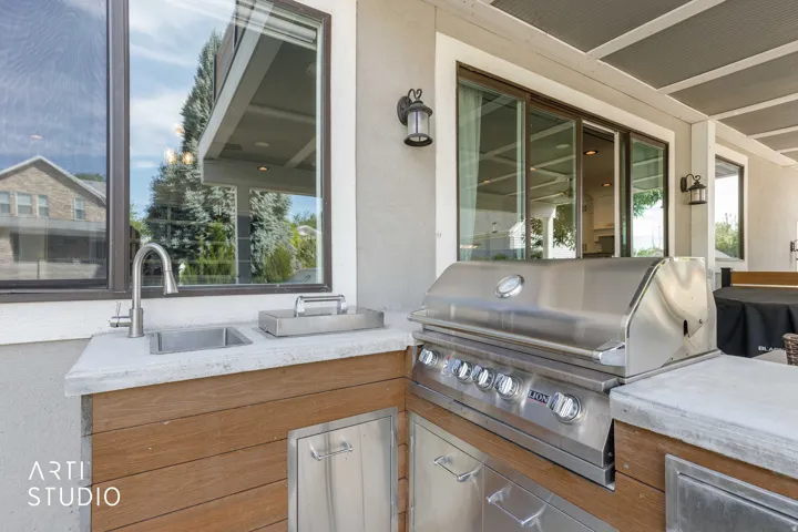 364 W Clark Cir, Farmington, Utah 84025