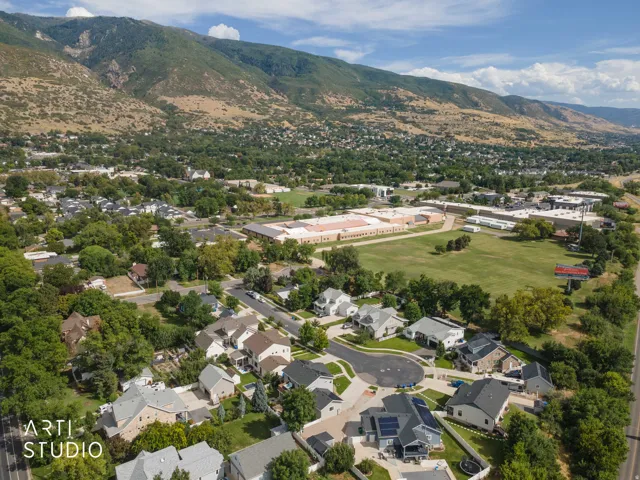 364 W Clark Cir, Farmington, Utah 84025